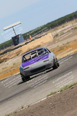 media/Jun-04-2022-CalClub SCCA (Sat) [[1984f7cb40]]/Group 4/Sweeper 1005am/